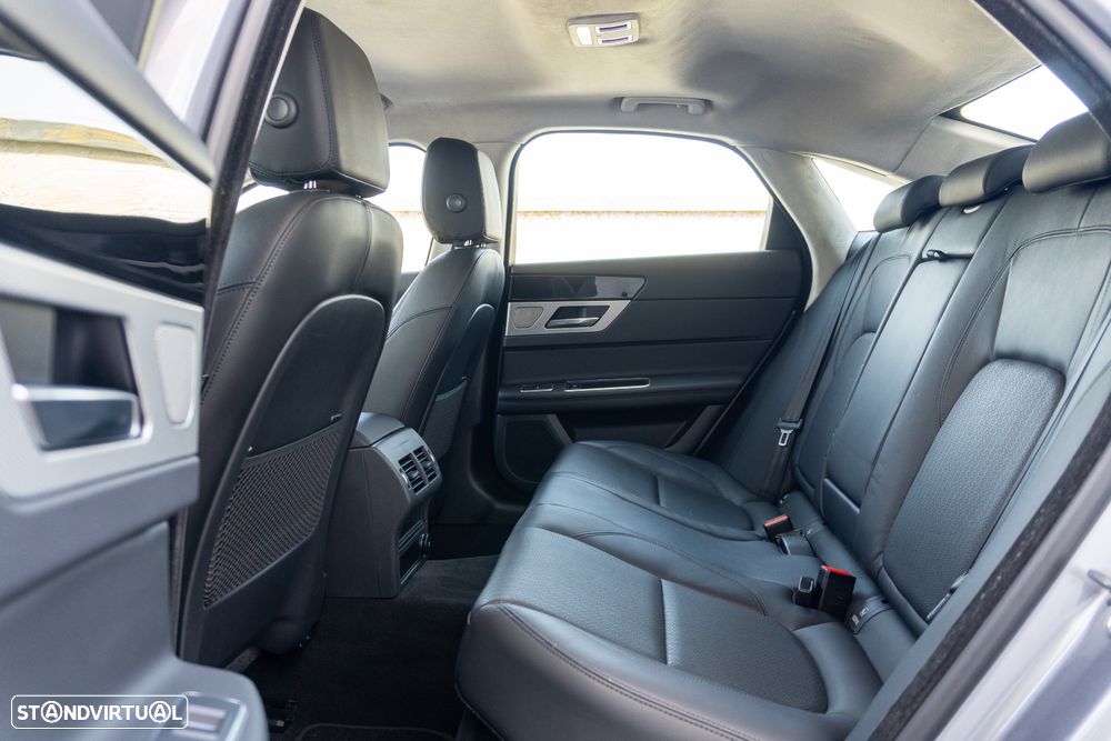 Jaguar XF 20d AWD Aut. Prestige - 34