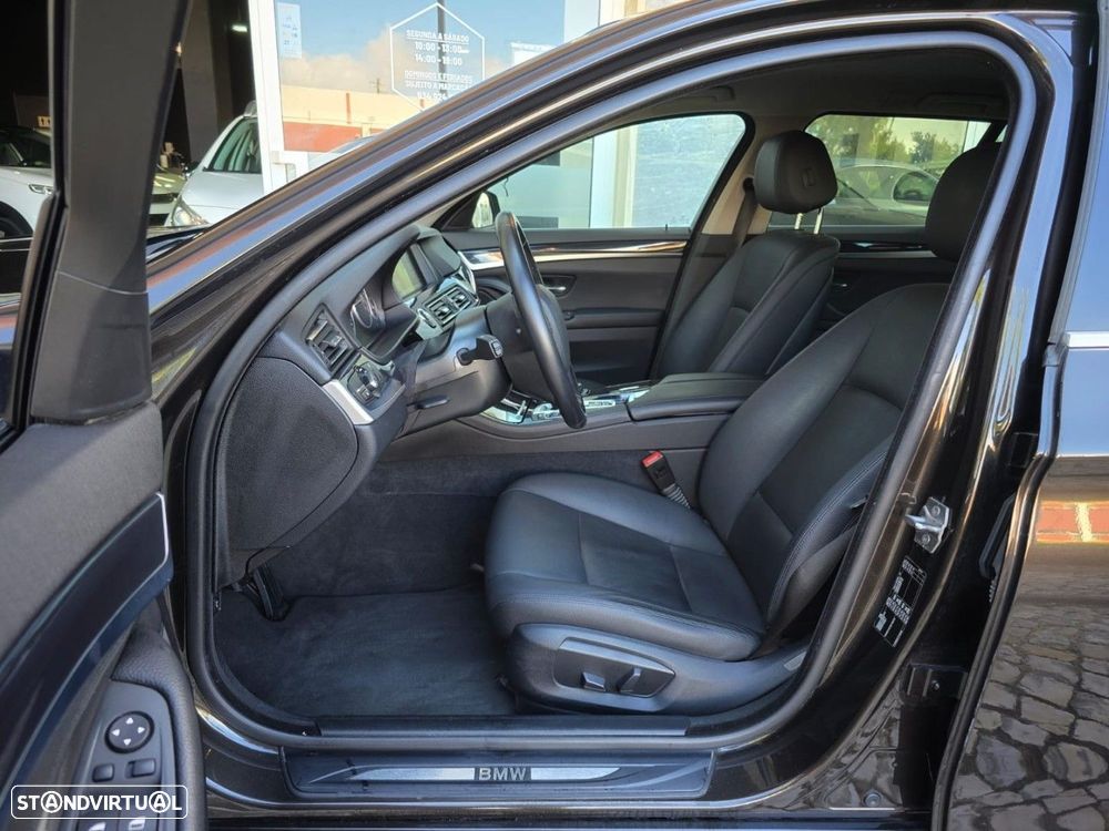 BMW 520 d Line Luxury Auto - 19