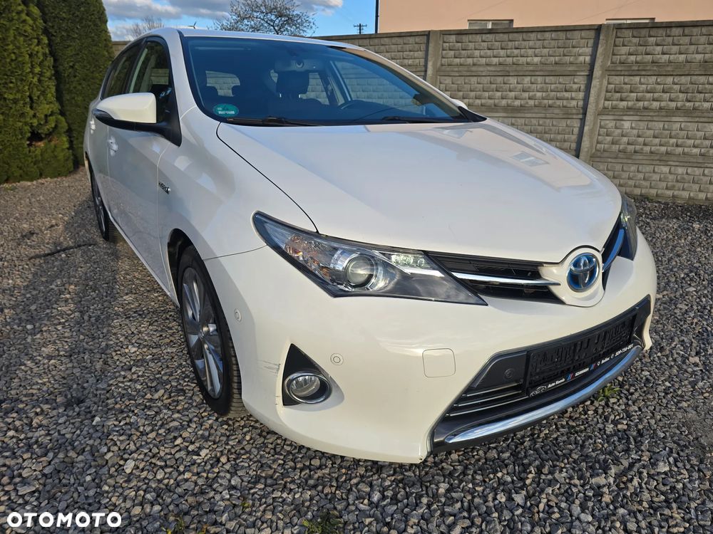 Toyota Auris 1.8 HSD Prestige NAVI - 11