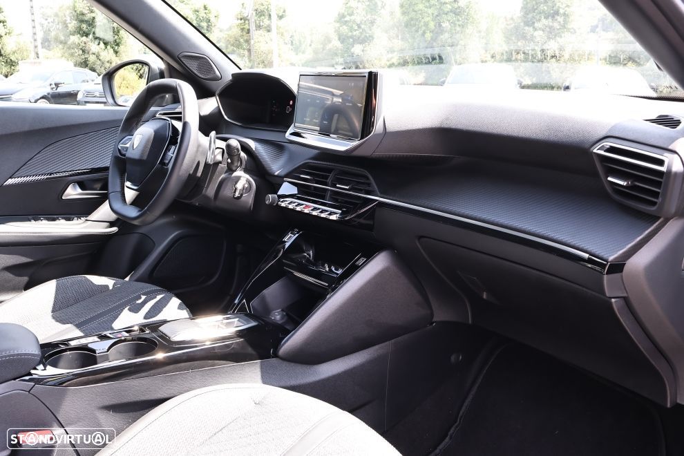 Peugeot 2008 1.2 Hybrid Allure e-DCS6 - 12