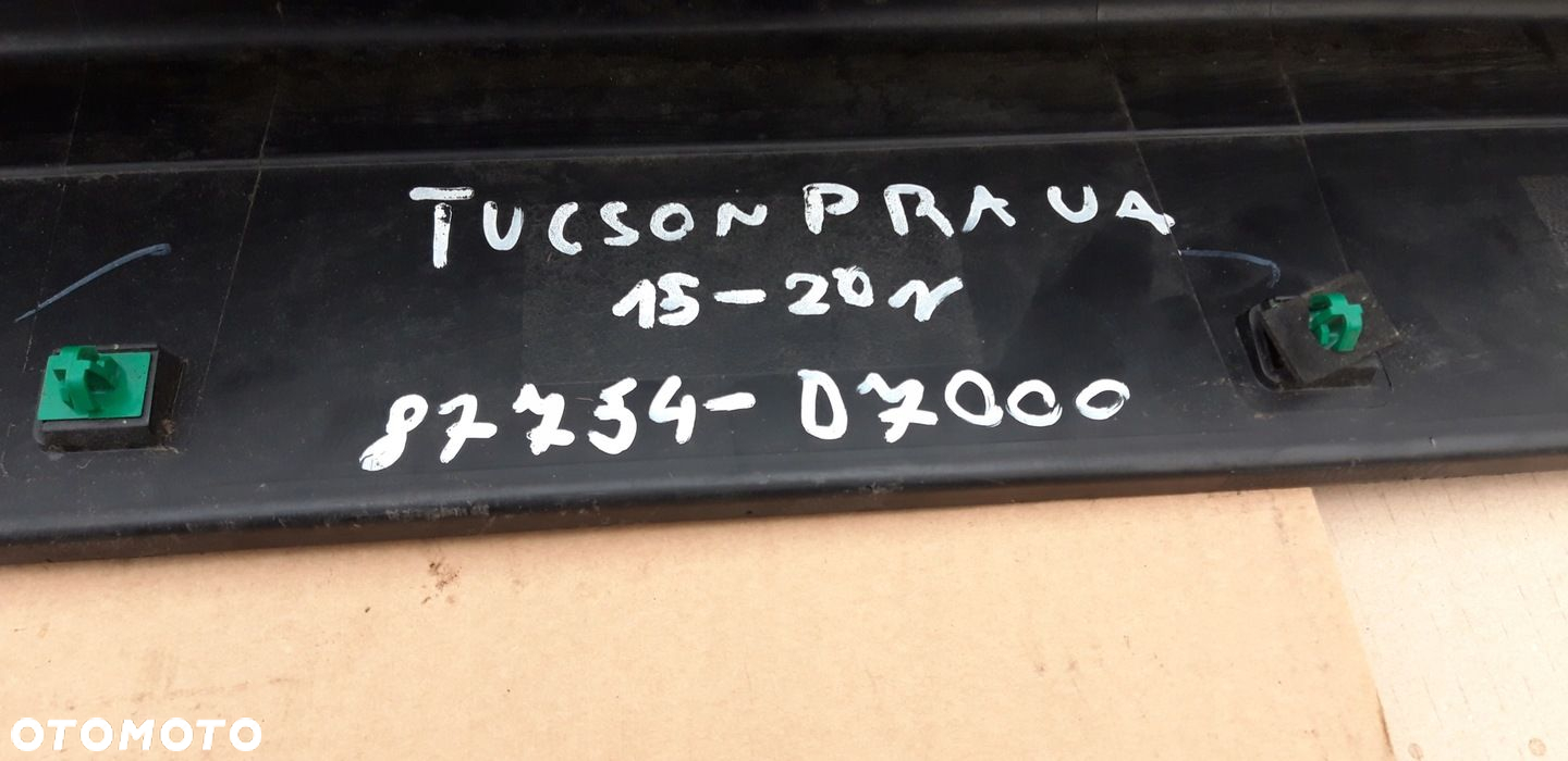LISTWA PROGOWA PRAWA HYUNDAI TUCSON II 87754-D7000 - 7