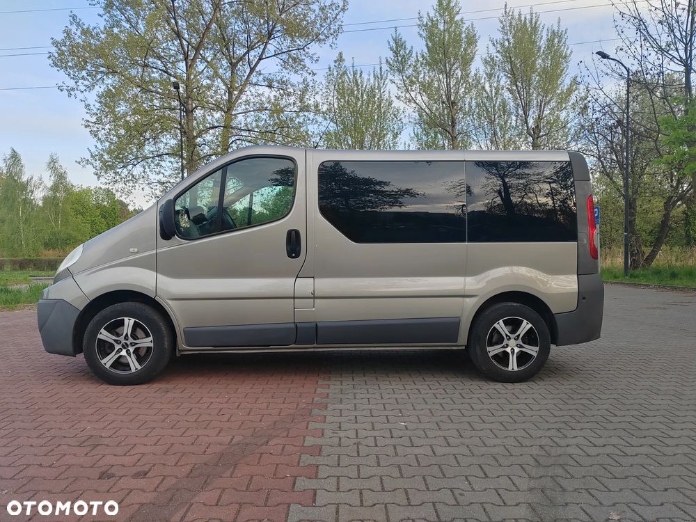 Renault Trafic Passenger L1H1 Expression - 2