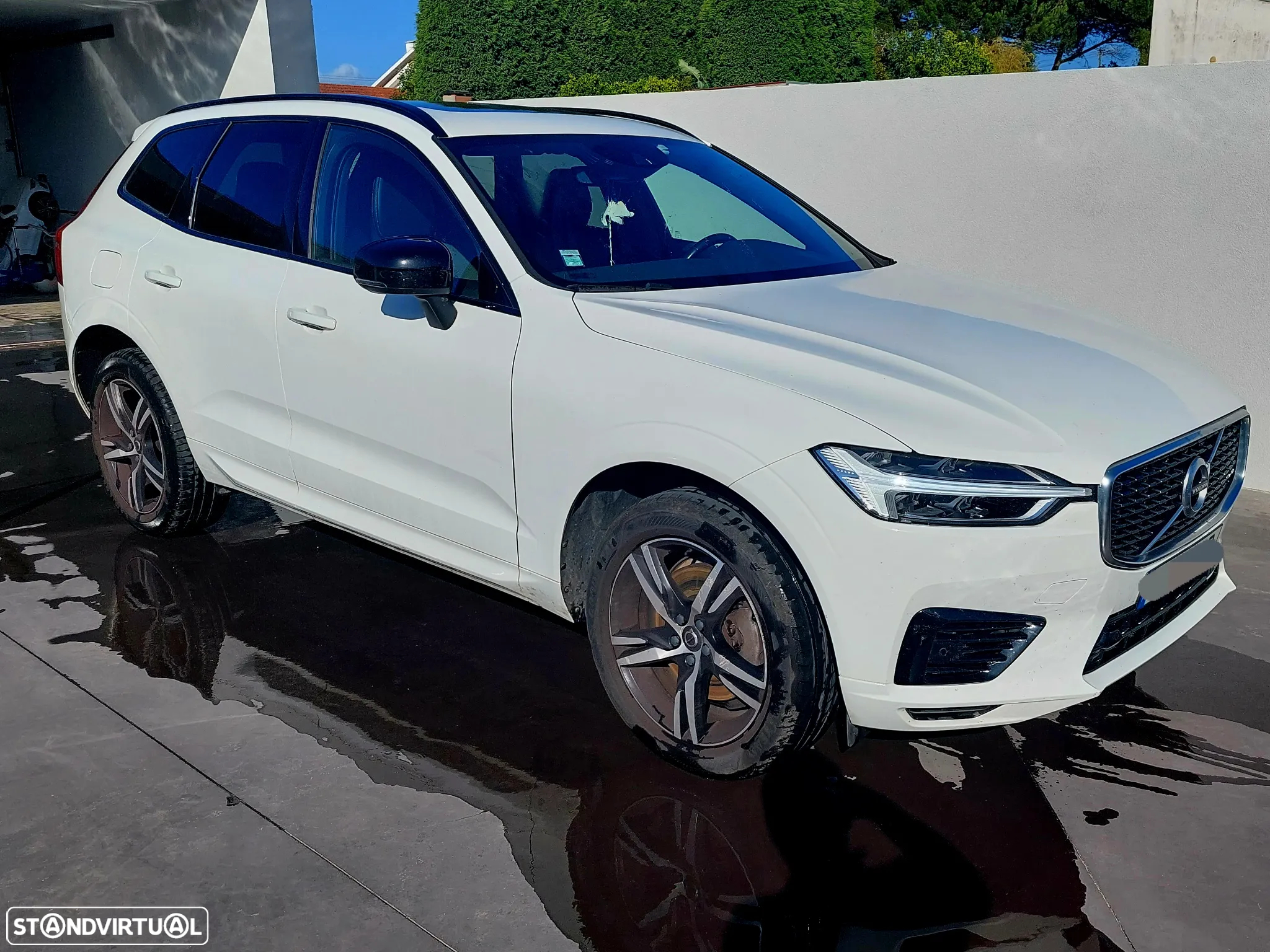Volvo XC 60 2.0 T8 PHEV R-Design AWD - 3