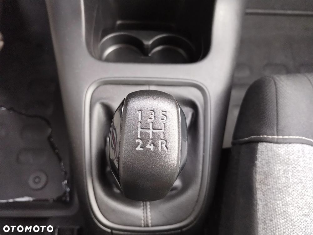 Citroën C3 1.2 PureTech C-Series - 22