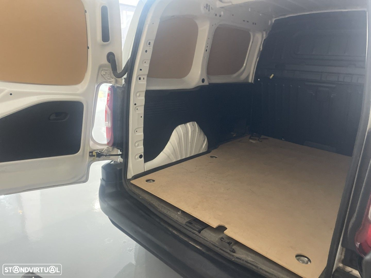 Peugeot Partner 1.5 BlueHDi Pro Standard - 7