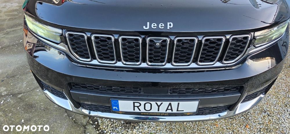 Jeep Grand Cherokee - 20