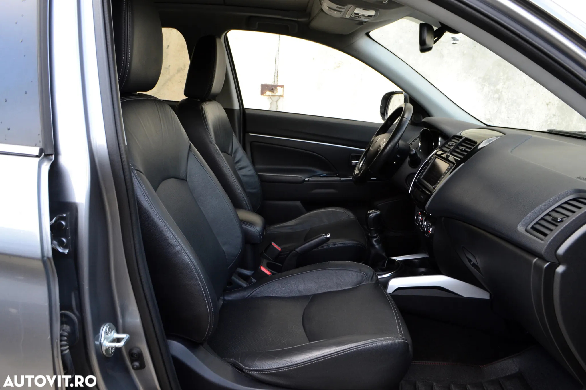 Peugeot 4008 1.8 HDI FAP STT Allure - 10