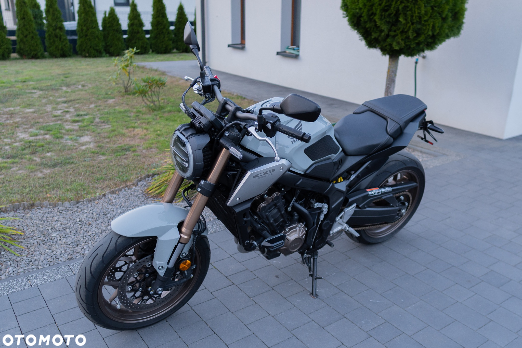 Honda CB - 7