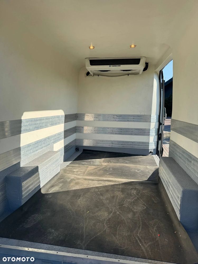 Ford Transit - 11