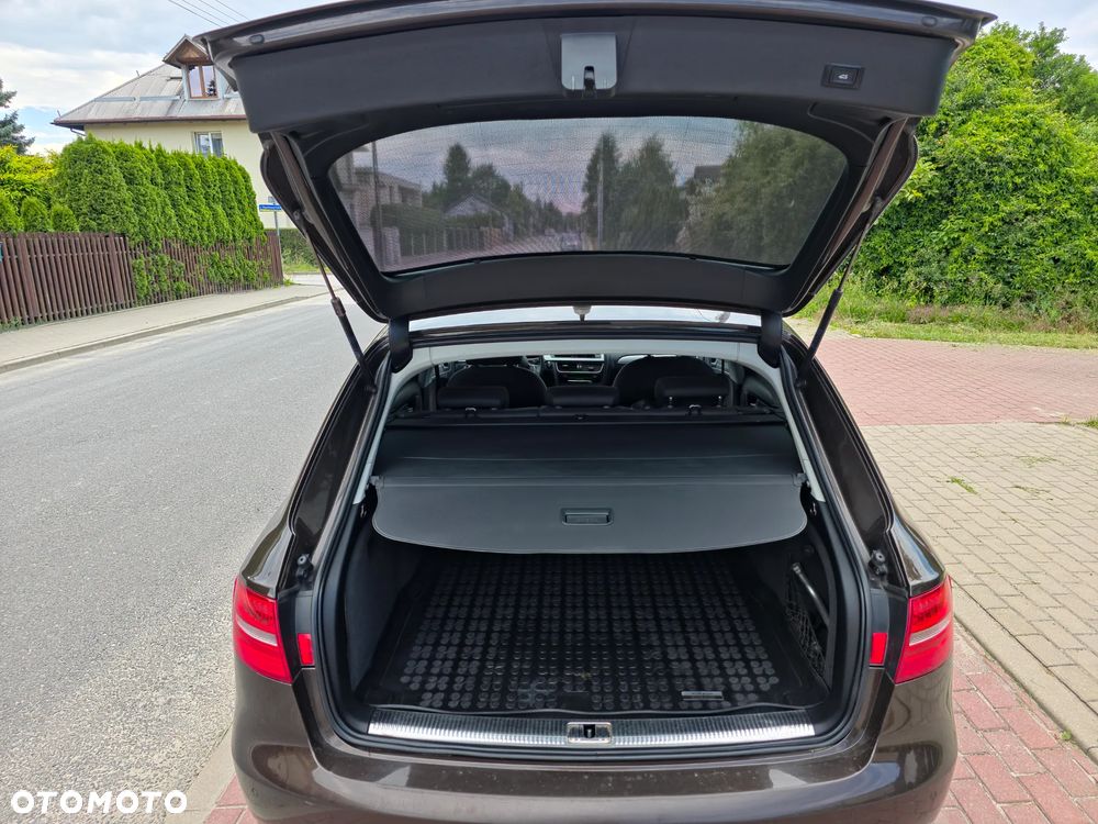 Audi A4 Avant 2.0 TDI - 15