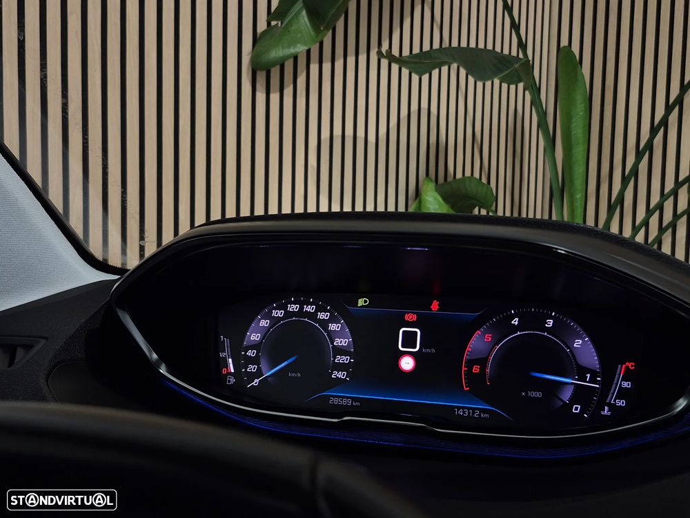 Peugeot 3008 1.5 BlueHDi Active - 17