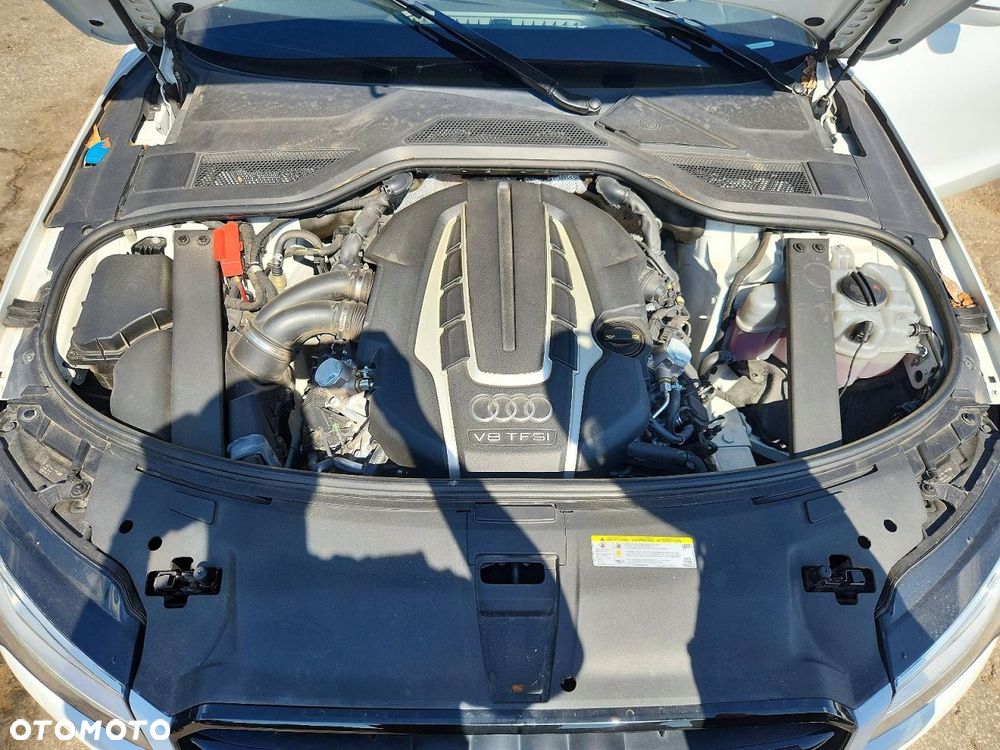 Audi A8 4.0 TFSI L Quattro - 10