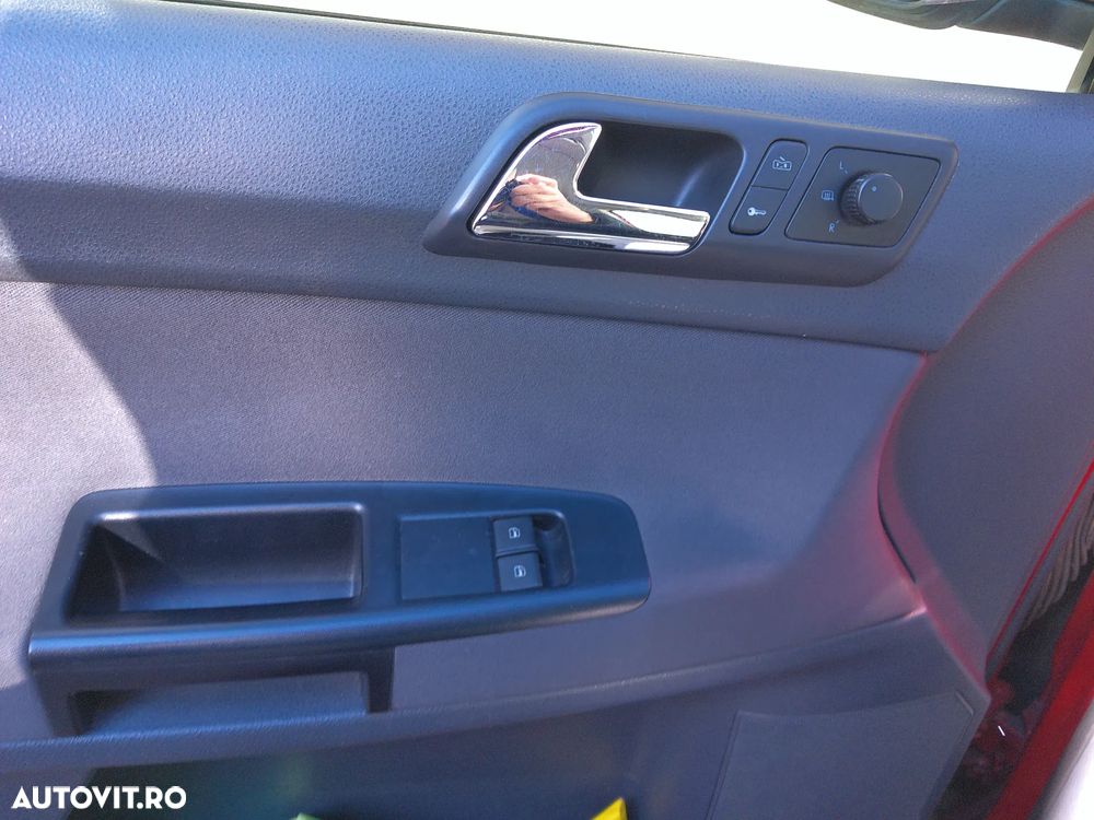 Mitsubishi Colt 1.5 Invite Edition Gold - 12