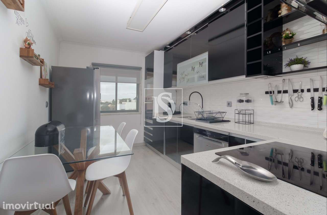 Apartamento T3 / Arrecadação / 2 lugares de Garagem / Terraço. - Grande imagem: 4/23