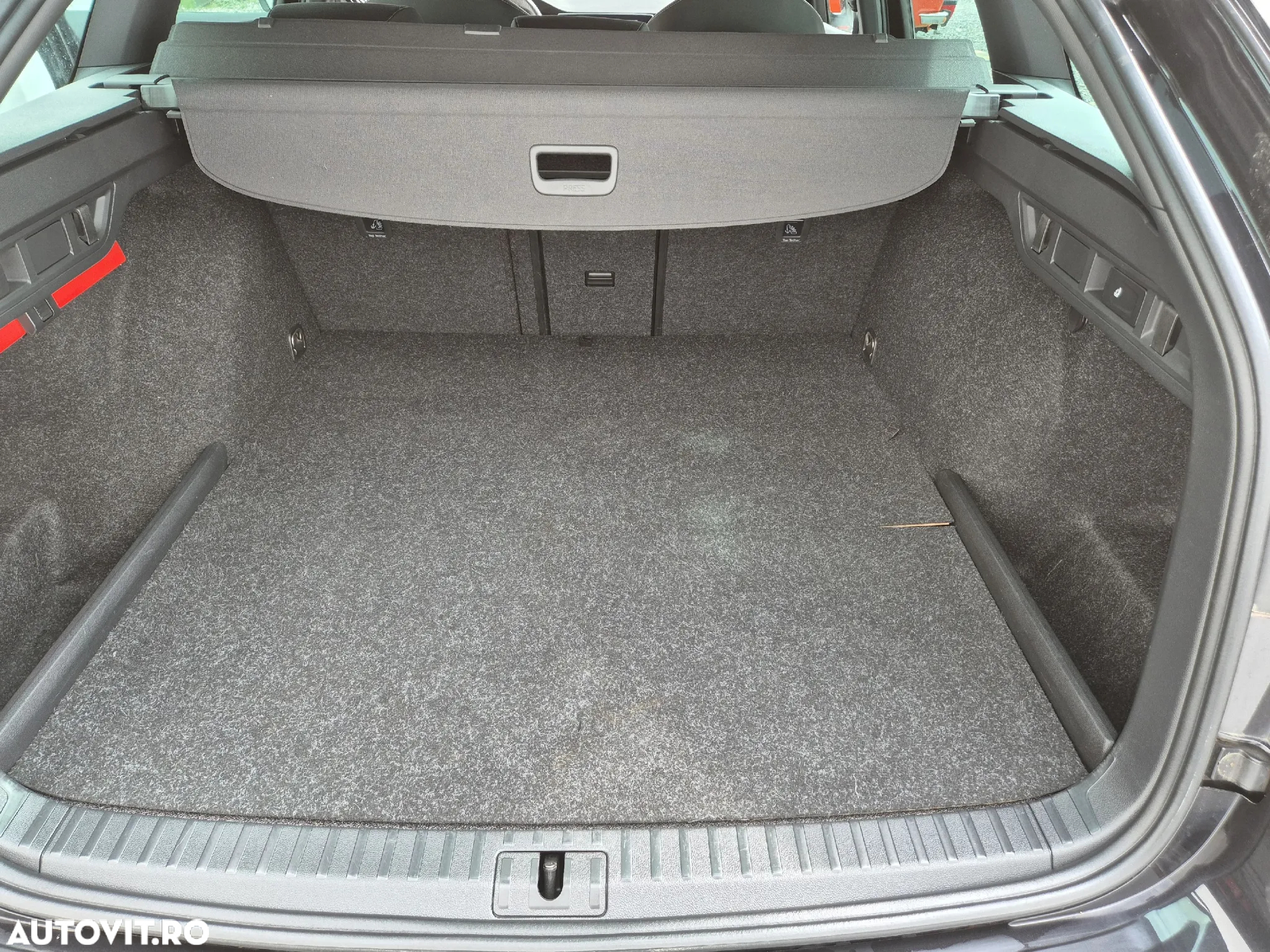 Skoda Octavia Combi 1.4 TSI iV DSG Style - 36