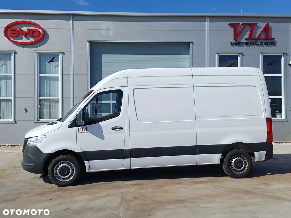 Mercedes-Benz SPRINTER - 2
