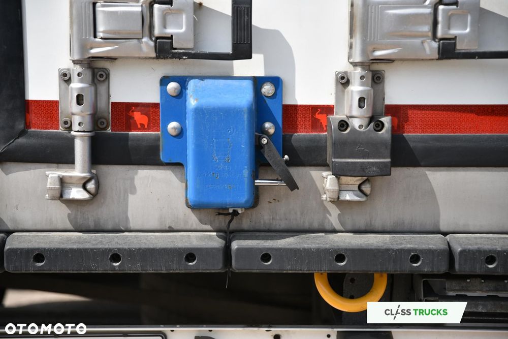 Schmitz Cargobull SKO FP 60 ThermoKing SLXi 300 - 9