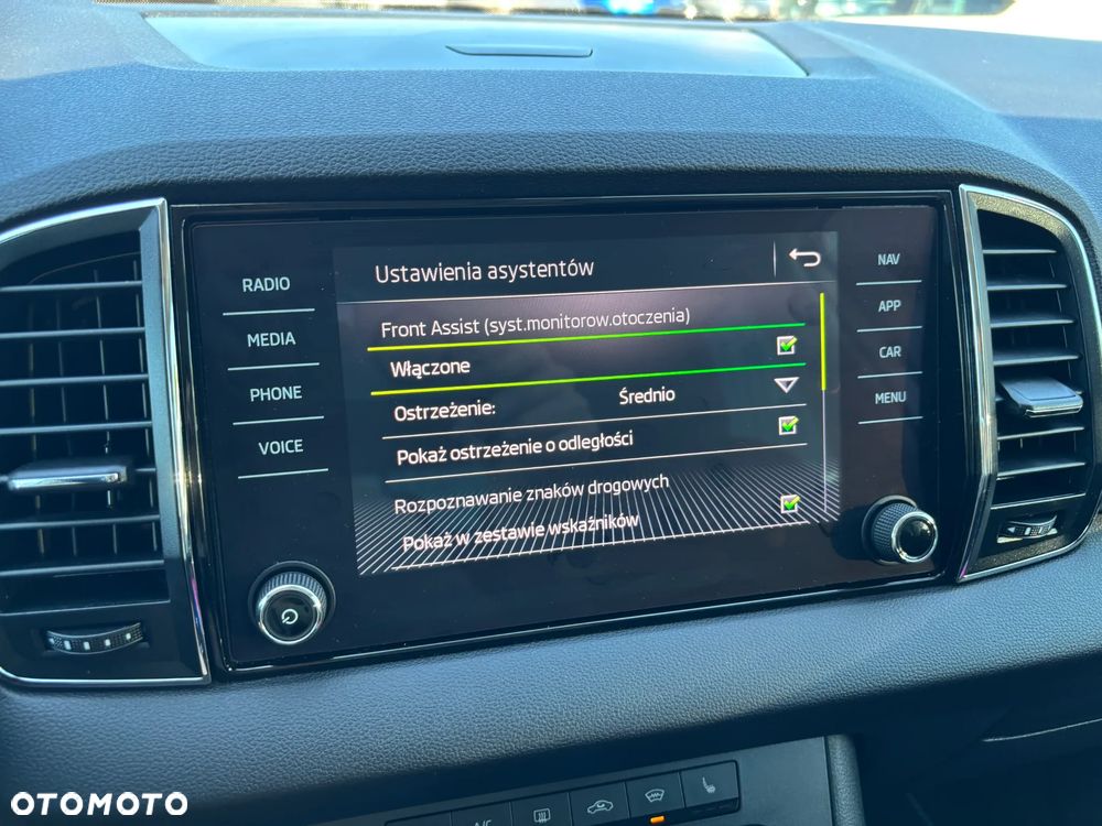 Skoda Karoq 2.0 TDI SCR Ambition - 24