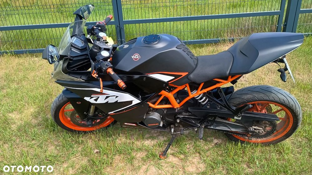 KTM RC 125 - 1