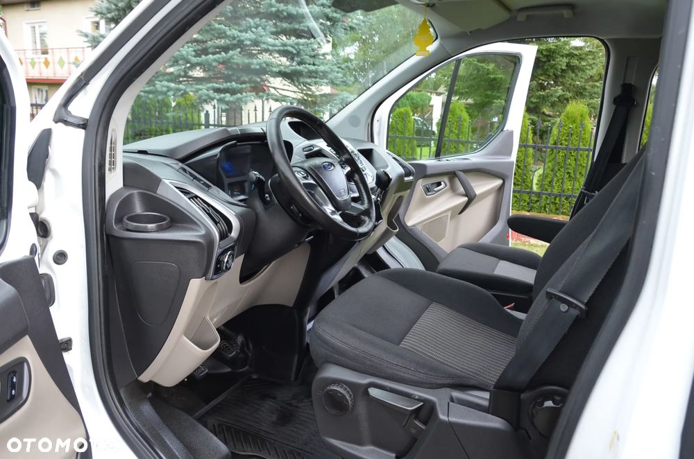 Ford Transit Custom 310 L2H1 Limited - 16