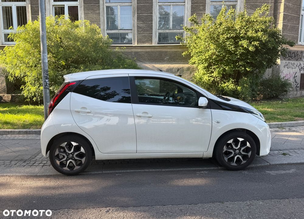 Toyota Aygo 1.0 VVT-i JBL Edition - 3