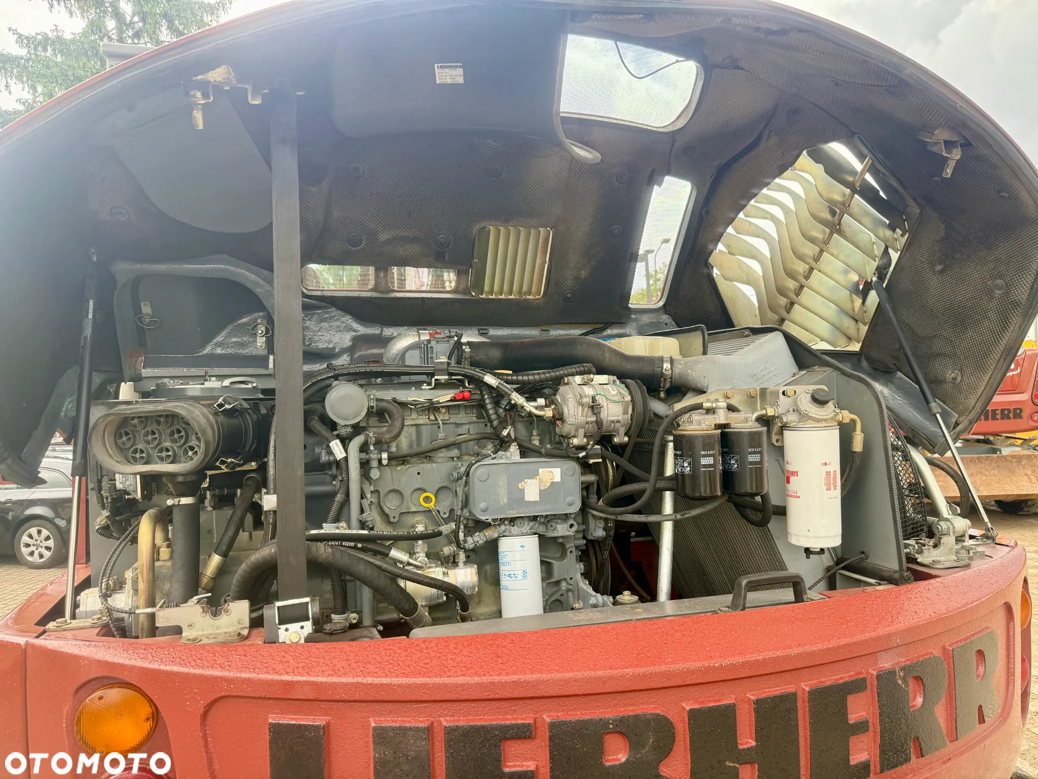 Liebherr koparka kołowa A311 + głowica ROTOTILT, dzielony pług , 13 ton - 11