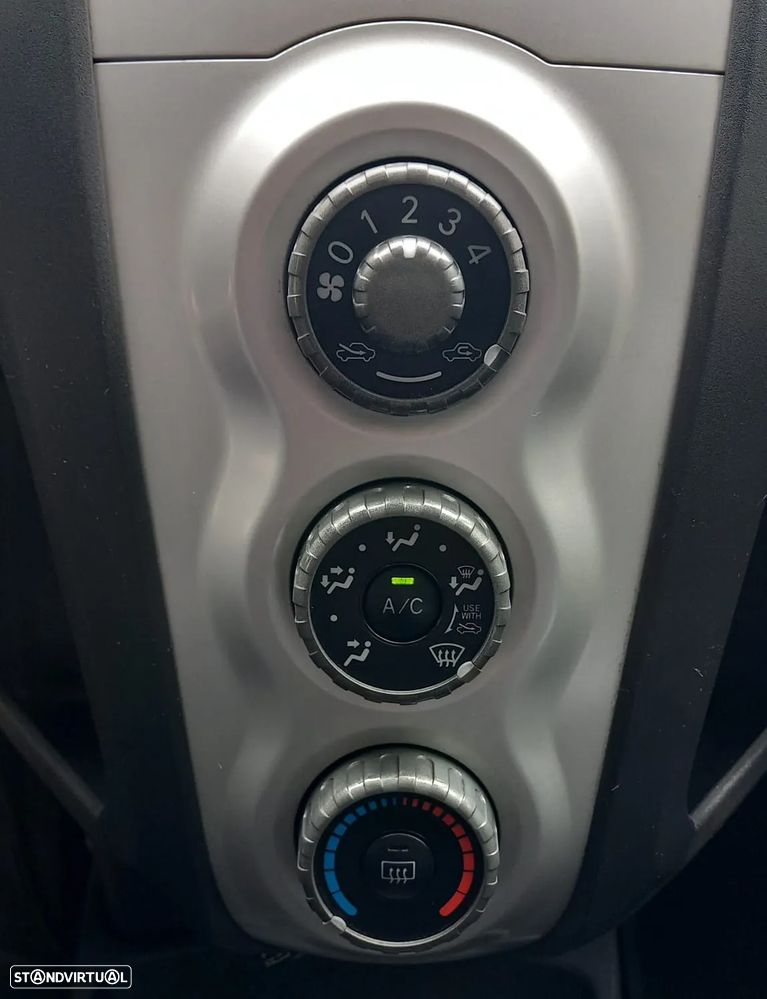 Toyota Yaris 1.4 D-4D Comfort+AC - 8