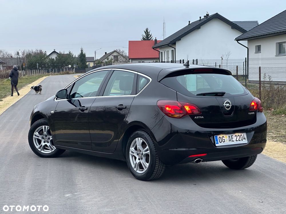 Opel Astra 1.4 T Cosmo - 3