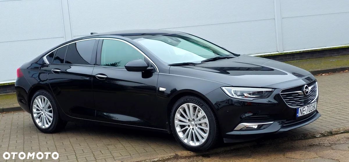 Opel Insignia - 1