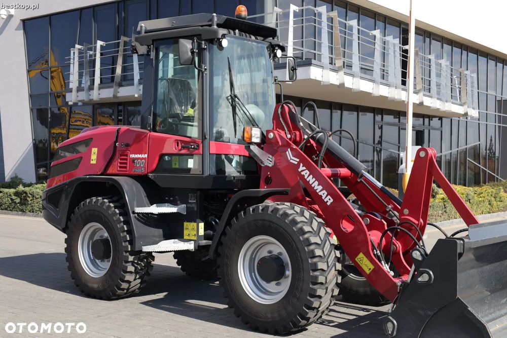 Yanmar V100 - 3
