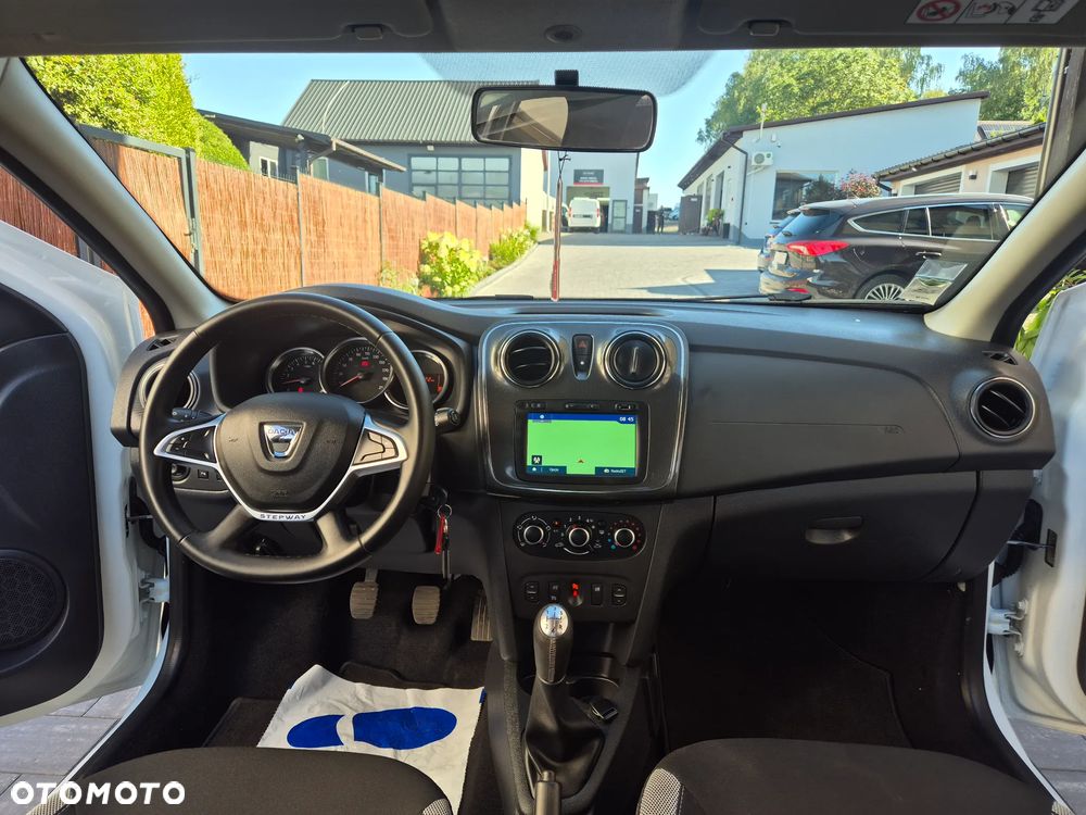 Dacia Sandero - 11