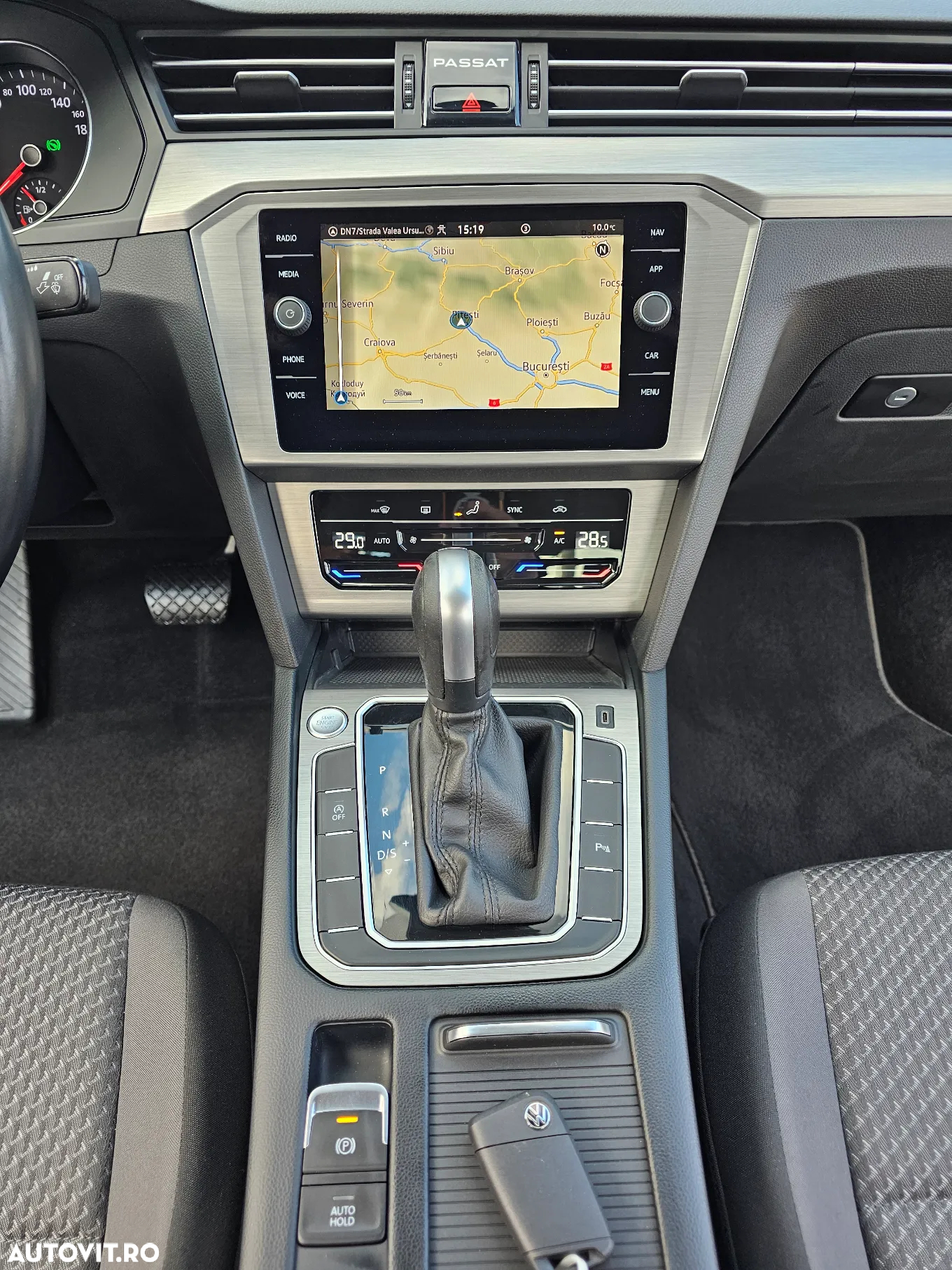 Volkswagen Passat 2.0 TDI SCR DSG - 38