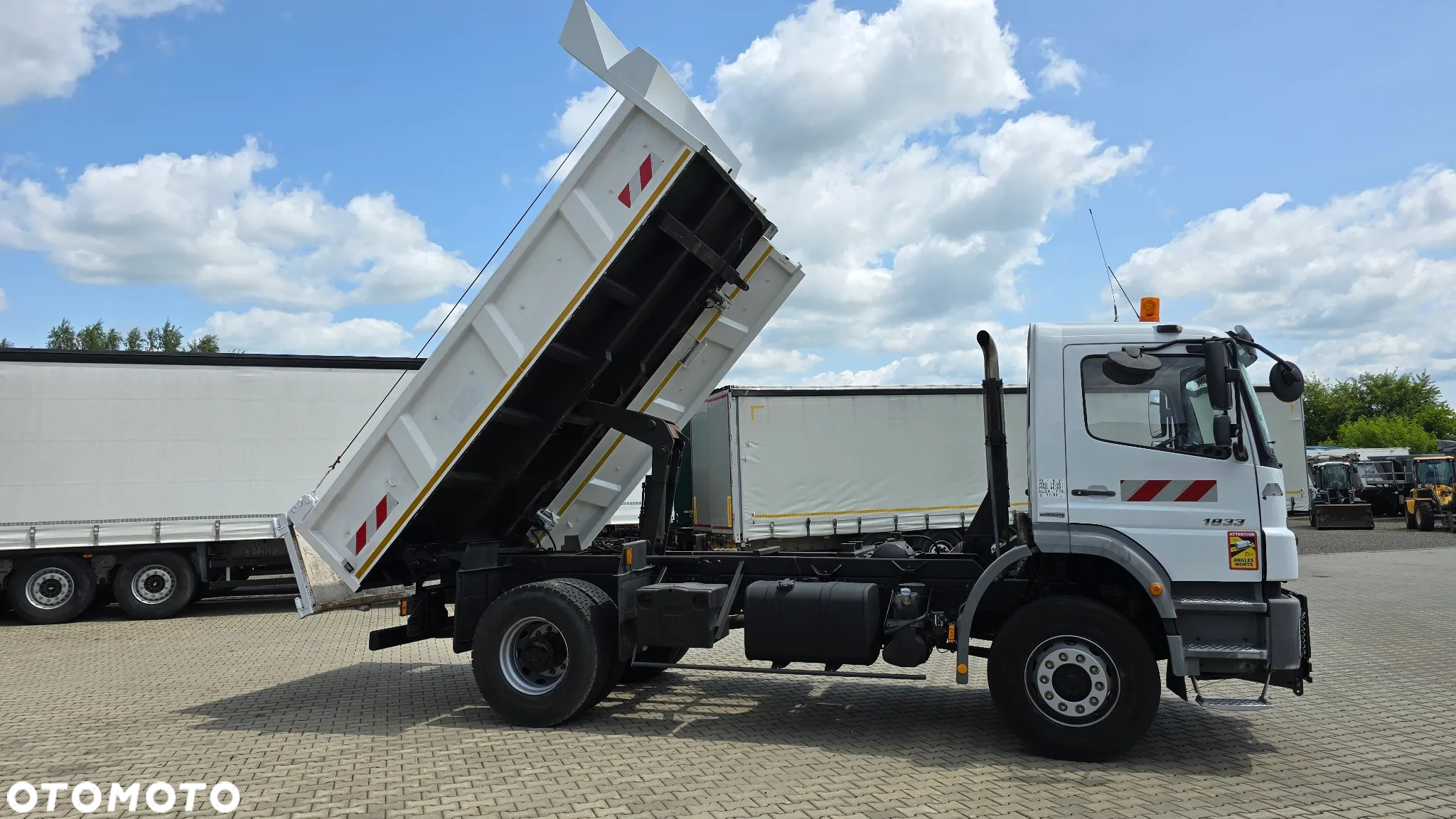 Mercedes-Benz AXOR  1833 PRZEBIEG 46 788km !!! - 11
