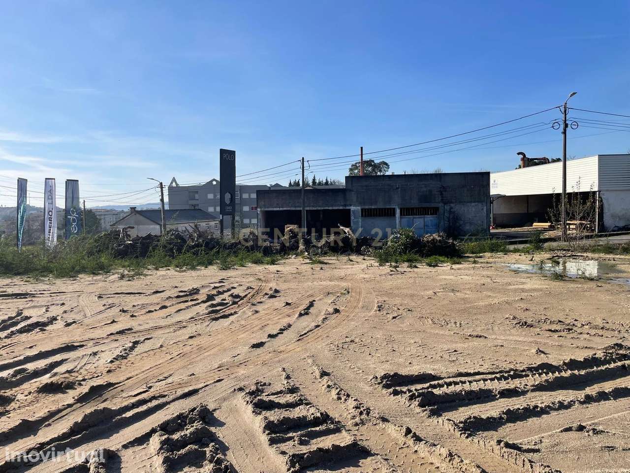 Terreno industrial de grandes dimensões, com 7 069m2, no Polo 6, em Fr - Grande imagem: 5/45