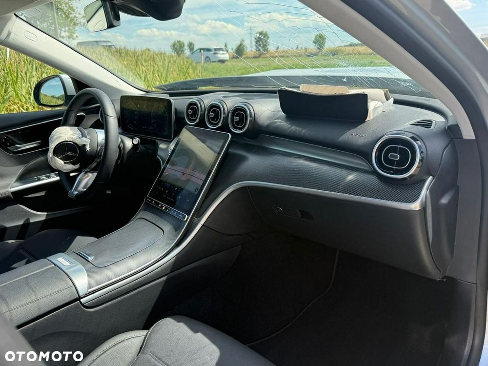 Mercedes-Benz Klasa C 200 mHEV 4-Matic Avantgarde - 21