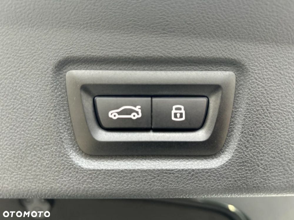 BMW i4 83.9kWh eDrive 40 - 28