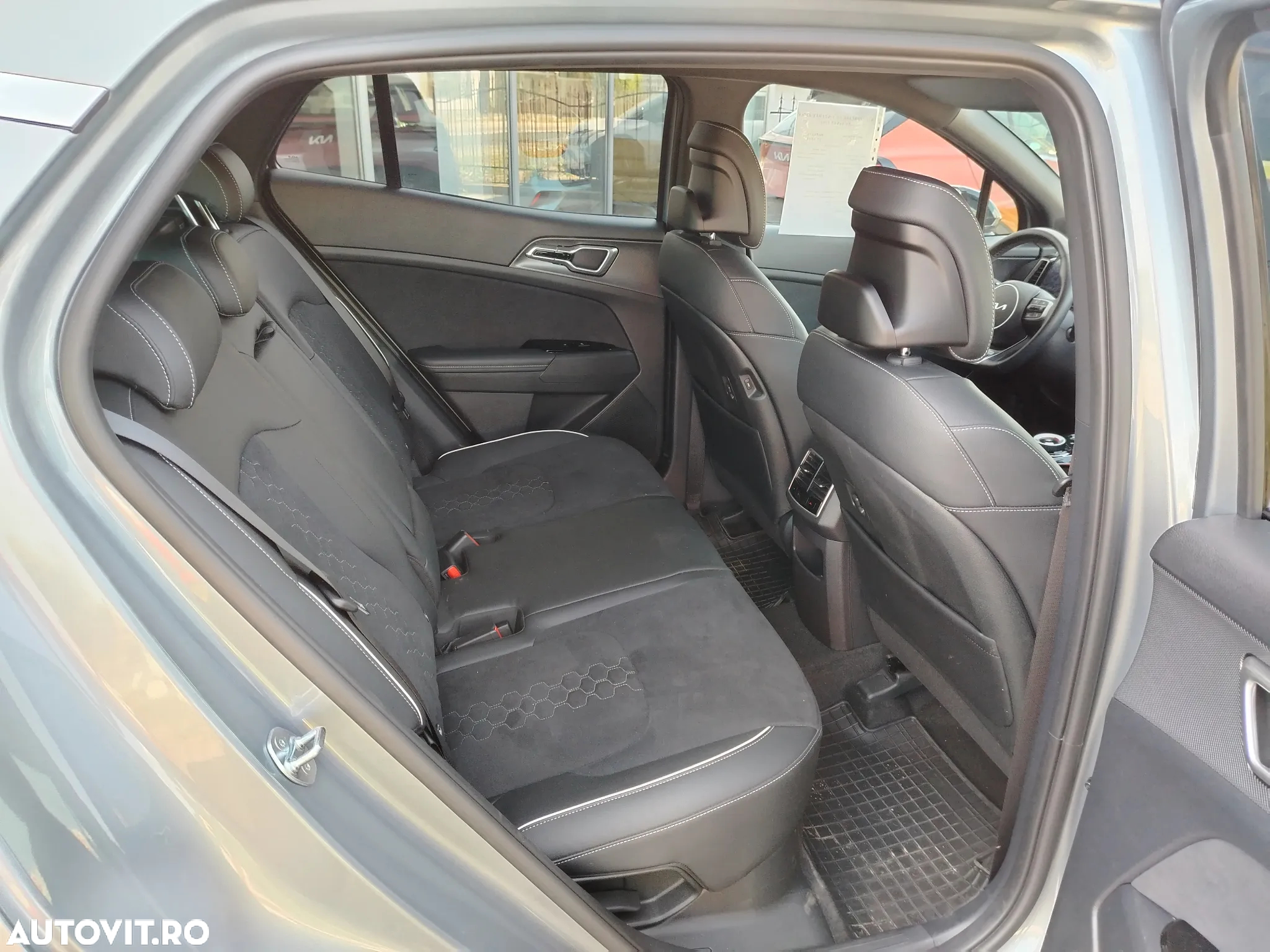 Kia Sportage 1.6T-GDI Hybrid AWD Aut. GT-Line - 29