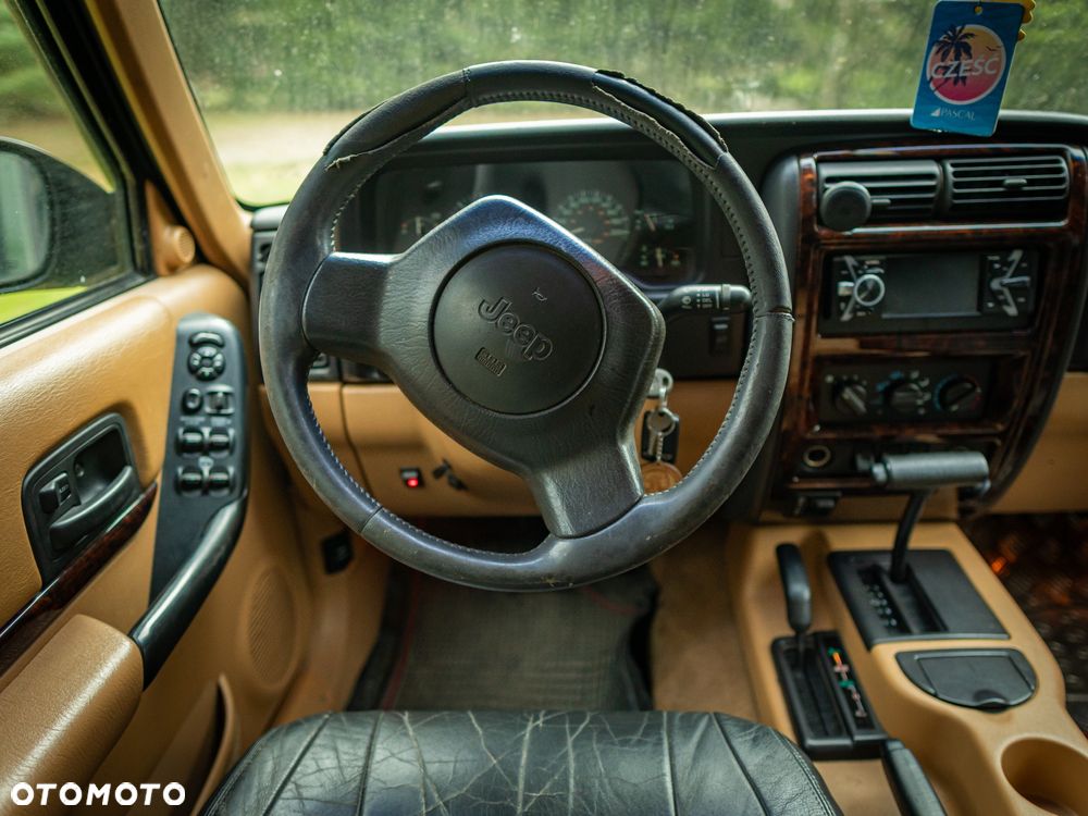 Jeep Cherokee 4.0 Limited - 18