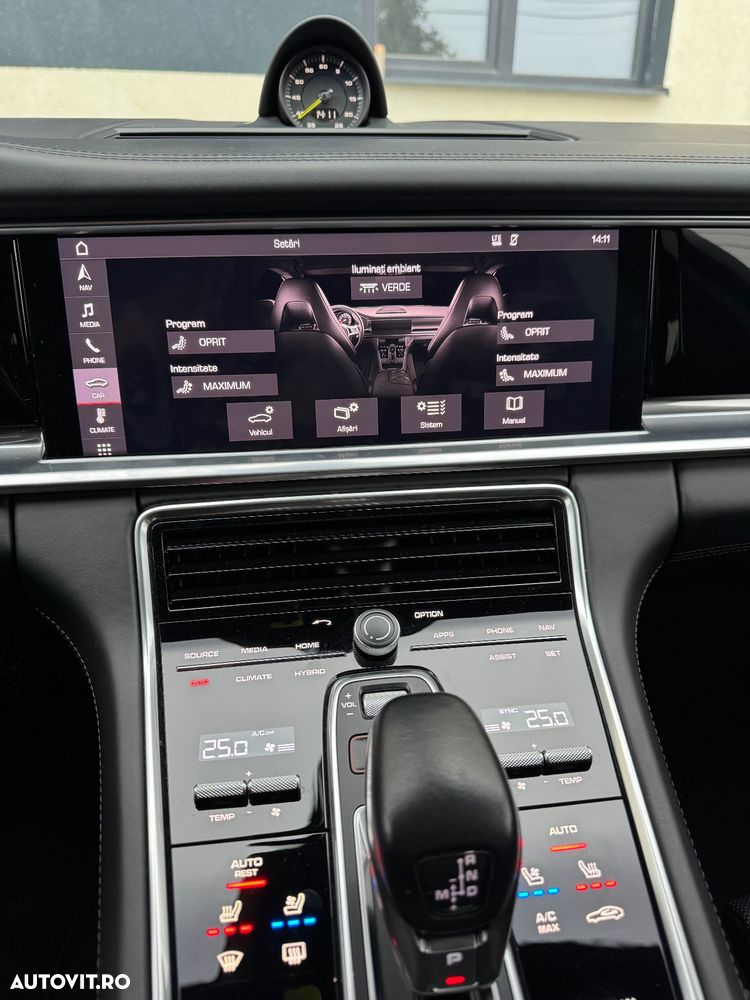 Porsche Panamera 4 E-Hybrid - 10