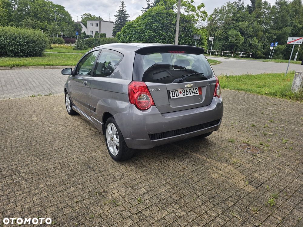 Chevrolet Aveo 1.4 16V LS - 13