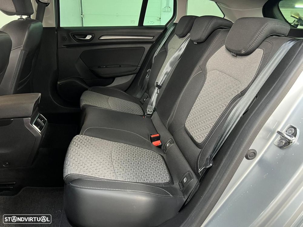 Renault Mégane Sport Tourer 1.6 E-Tech Plug-In Limited - 7