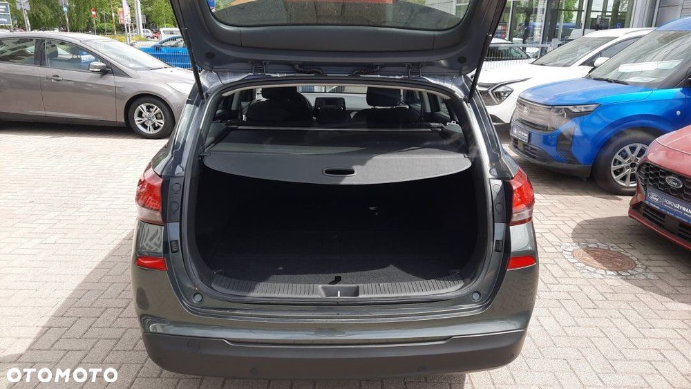 Hyundai i30 - 16