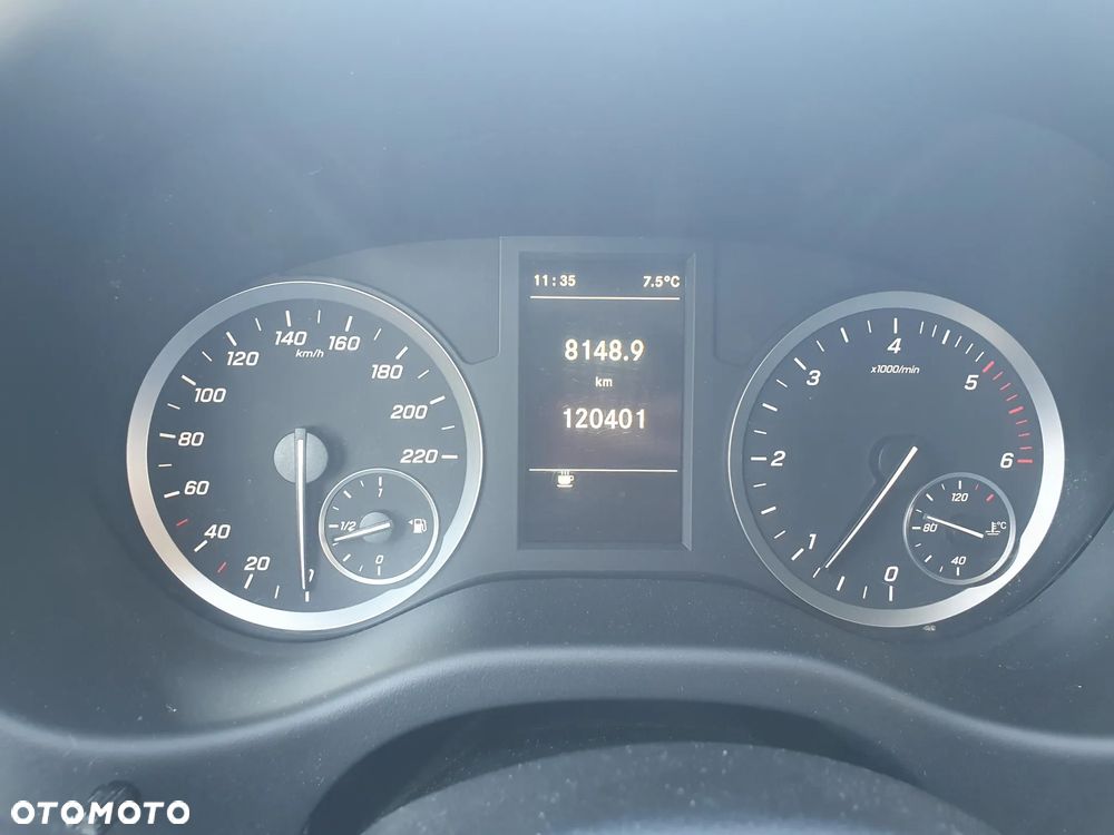 Mercedes-Benz VITO - 7