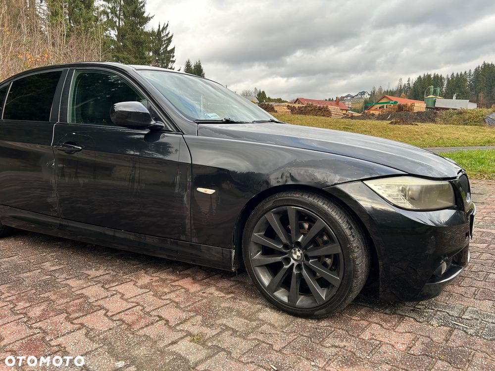BMW Seria 3 318d - 11