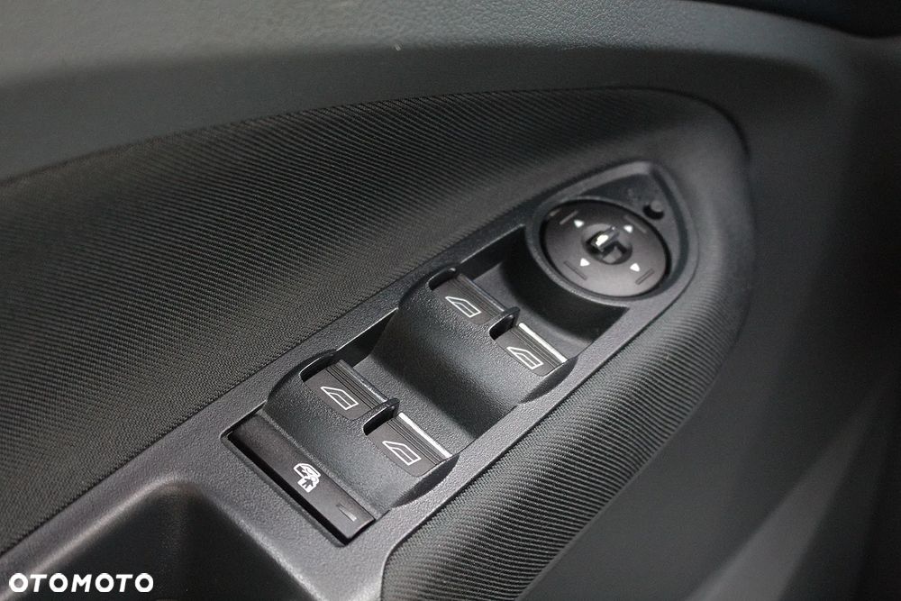 Ford C-MAX 1.6 EcoBoost Start-Stop-System Titanium - 24
