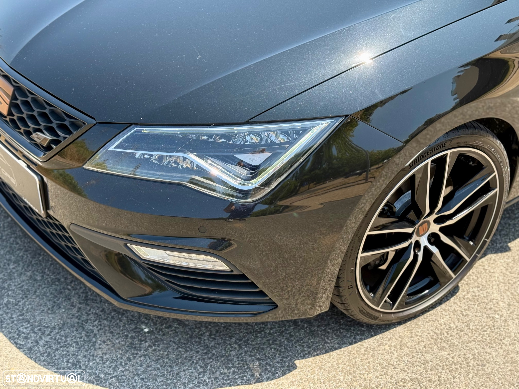 SEAT Leon ST 2.0 TSI S&S DSG Cupra 300 - 2