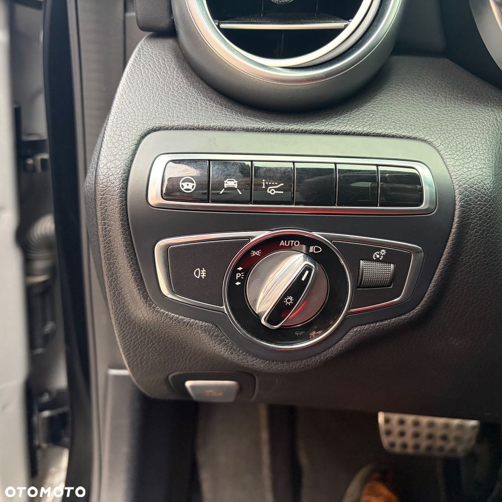 Mercedes-Benz Klasa C - 34