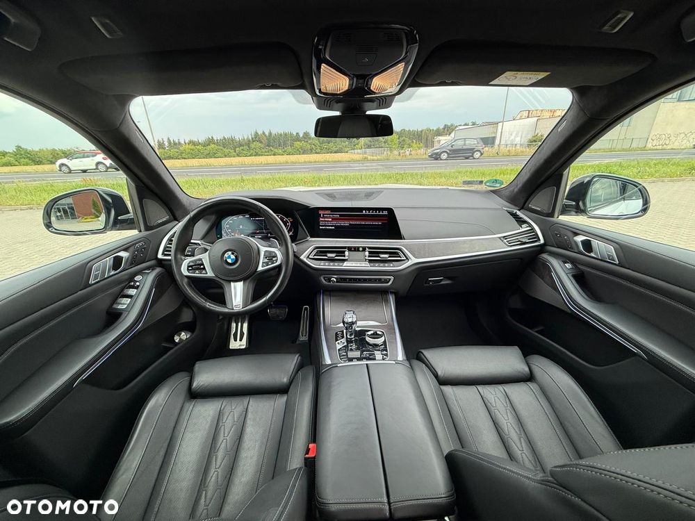 BMW X7 M50d sport - 22