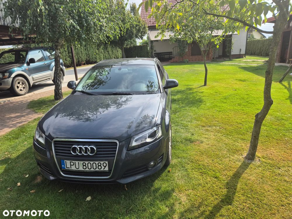 Audi A3 Sportback 2.0 TDI DPF Attraction - 1