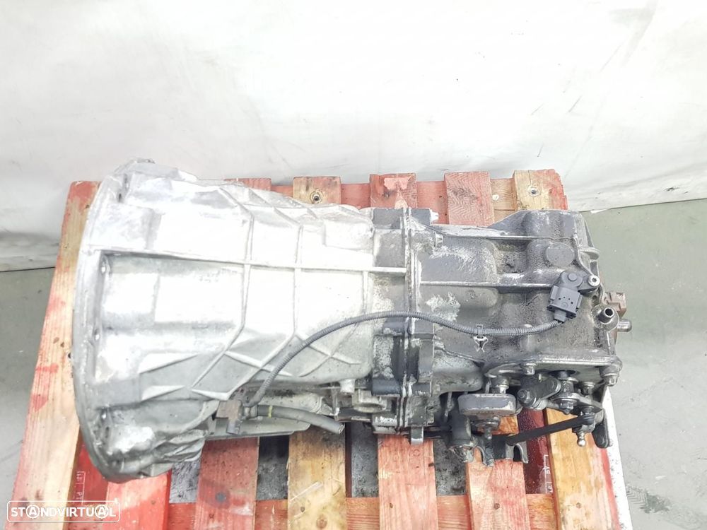 CAIXA DE VELOCIDADES MERCEDES-BENZ SPRINTER II CAMIÓN DOKA REF. 711680 - 1